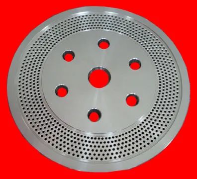 Round spinneret